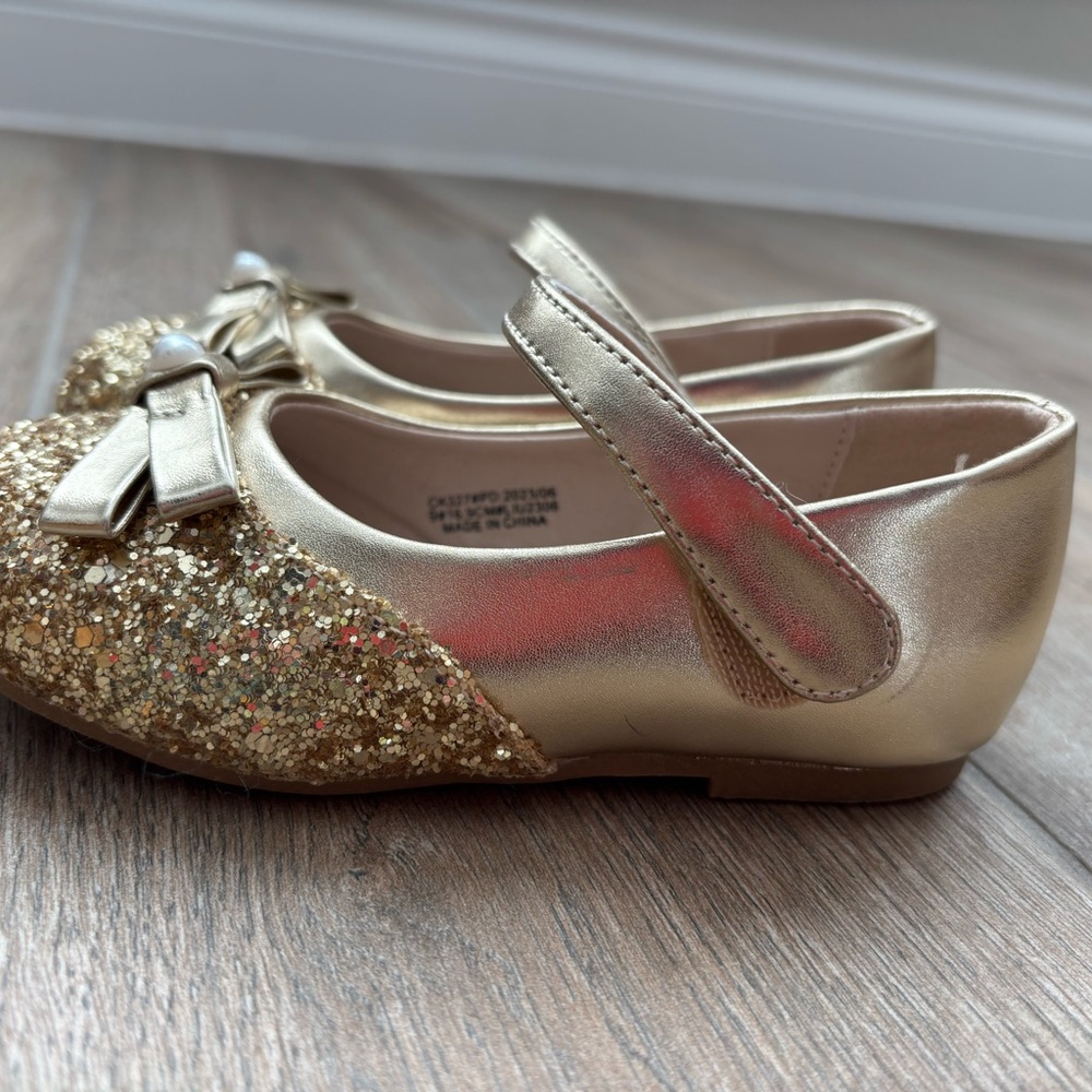 Kideren Glittery Gold Mary Janes Size 9M - Picture 2 of 8